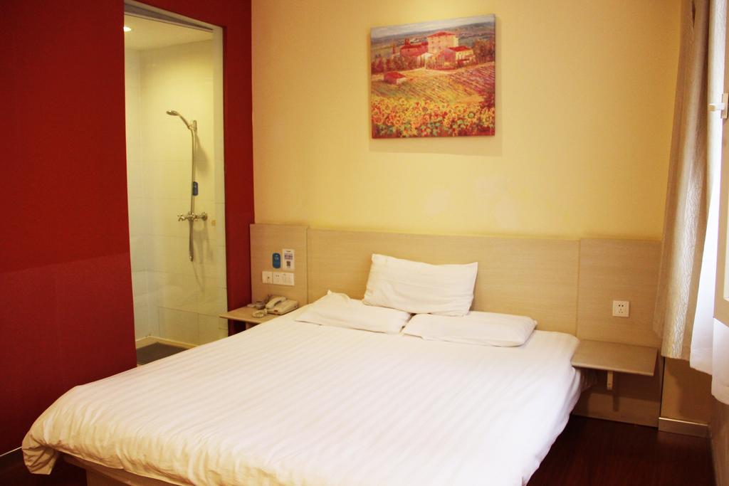 Gold Mine Express Hotel Nanning Zimmer foto